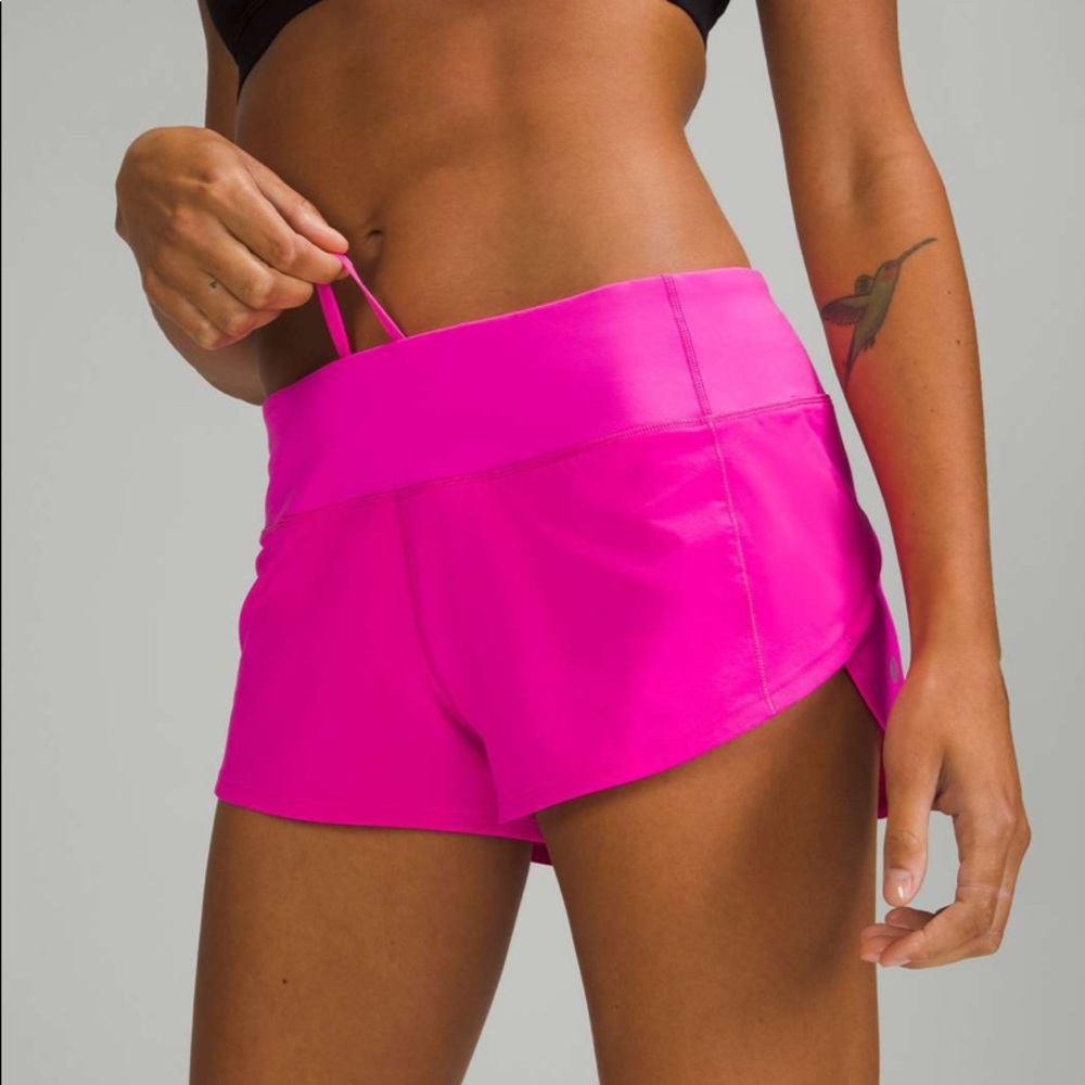 Lululemon speed up shorts 2.5 inch size 6